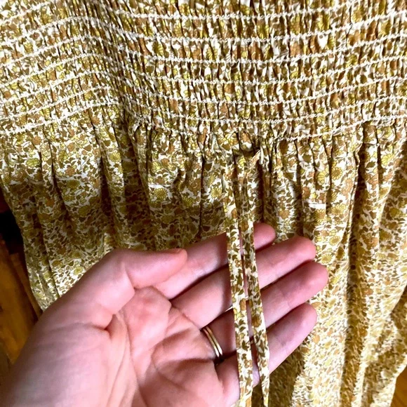 Katrina Dress - Daffodil Blooming Meadow - Picture 3 of 8